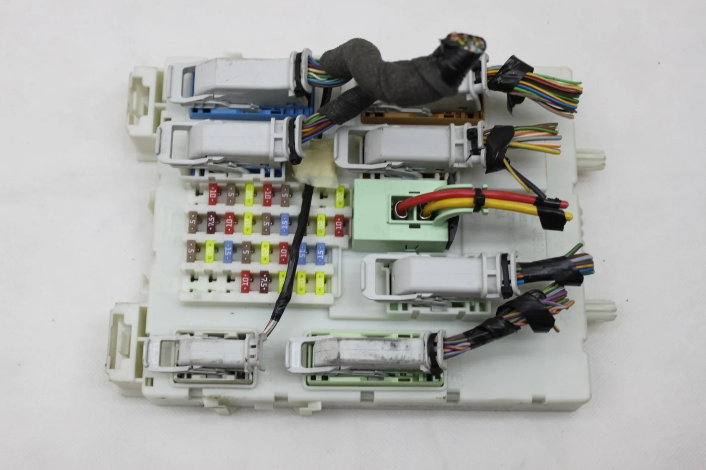 Блок предохранителей BV6N14A073ET Форд Фокус 3