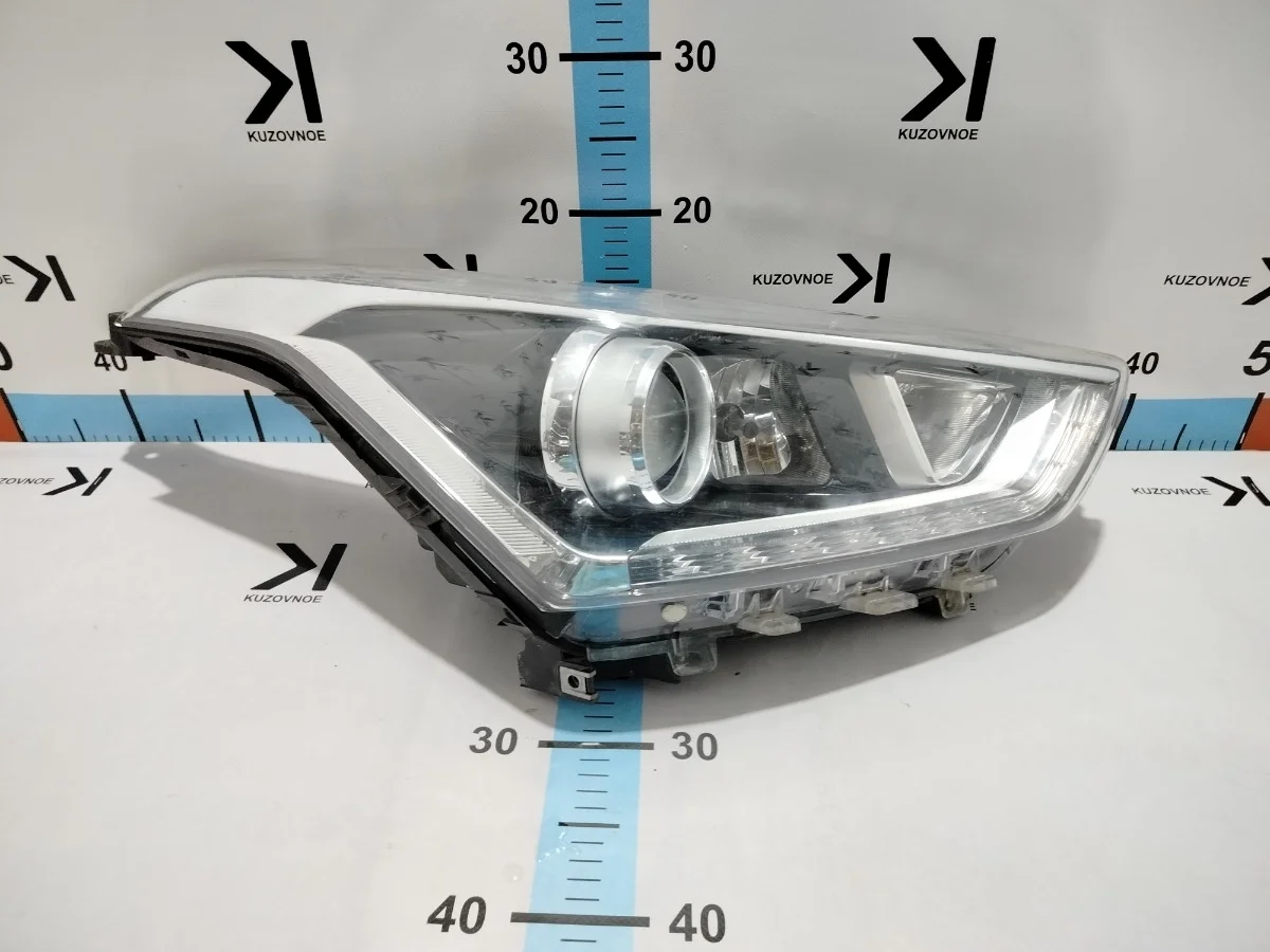 Фара Hyundai Creta
