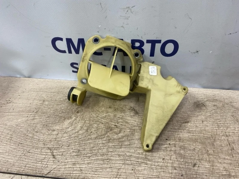 Кронштейн Mercedes-Benz Ml A2761400218 W166 276.955