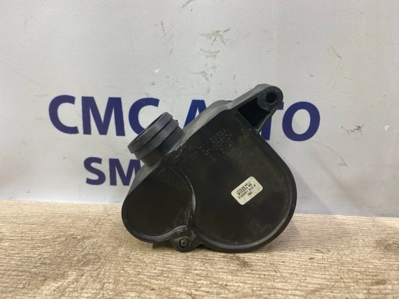 Маслоуловитель Mercedes-Benz Ml A2760900104 W166 276.955