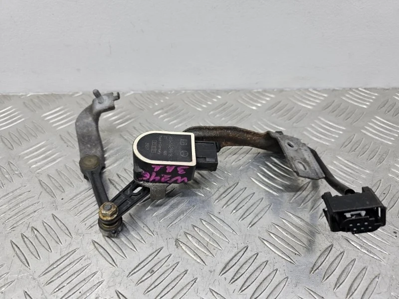 Датчик подвески Mercedes B W246