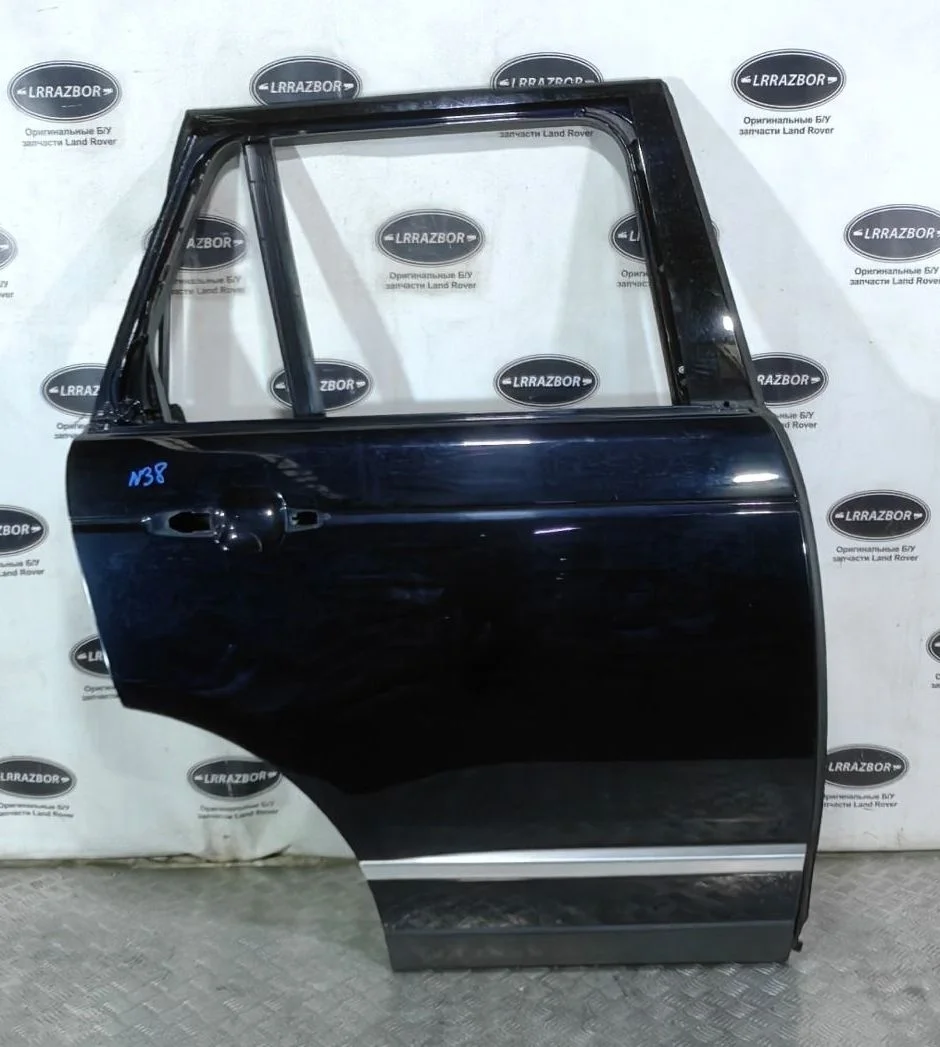 Дверь правая задняя Range Rover 4 L405