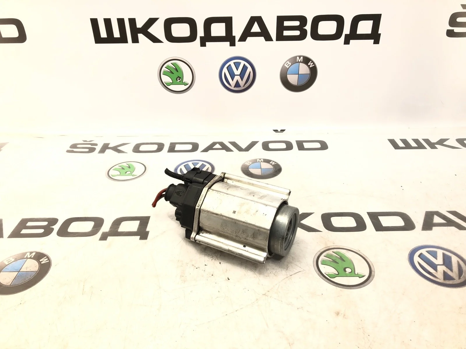 Мотор рулевой рейки Skoda Yeti 2014 1K0909144R 5L 2.0 CFHC
