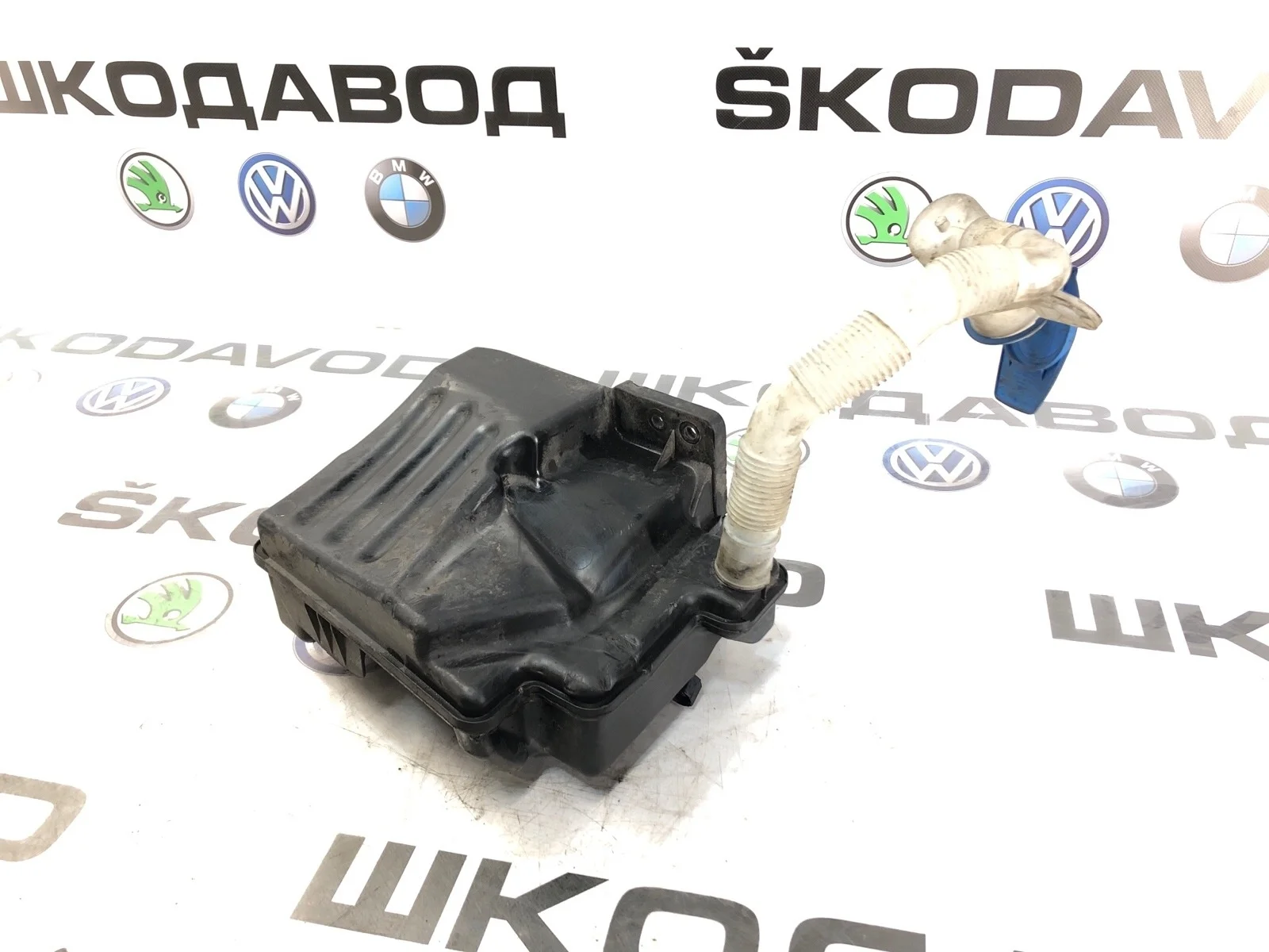 Бачок омывателя Skoda Yeti 2014 1K0955453Q 5L 2.0 CFHC
