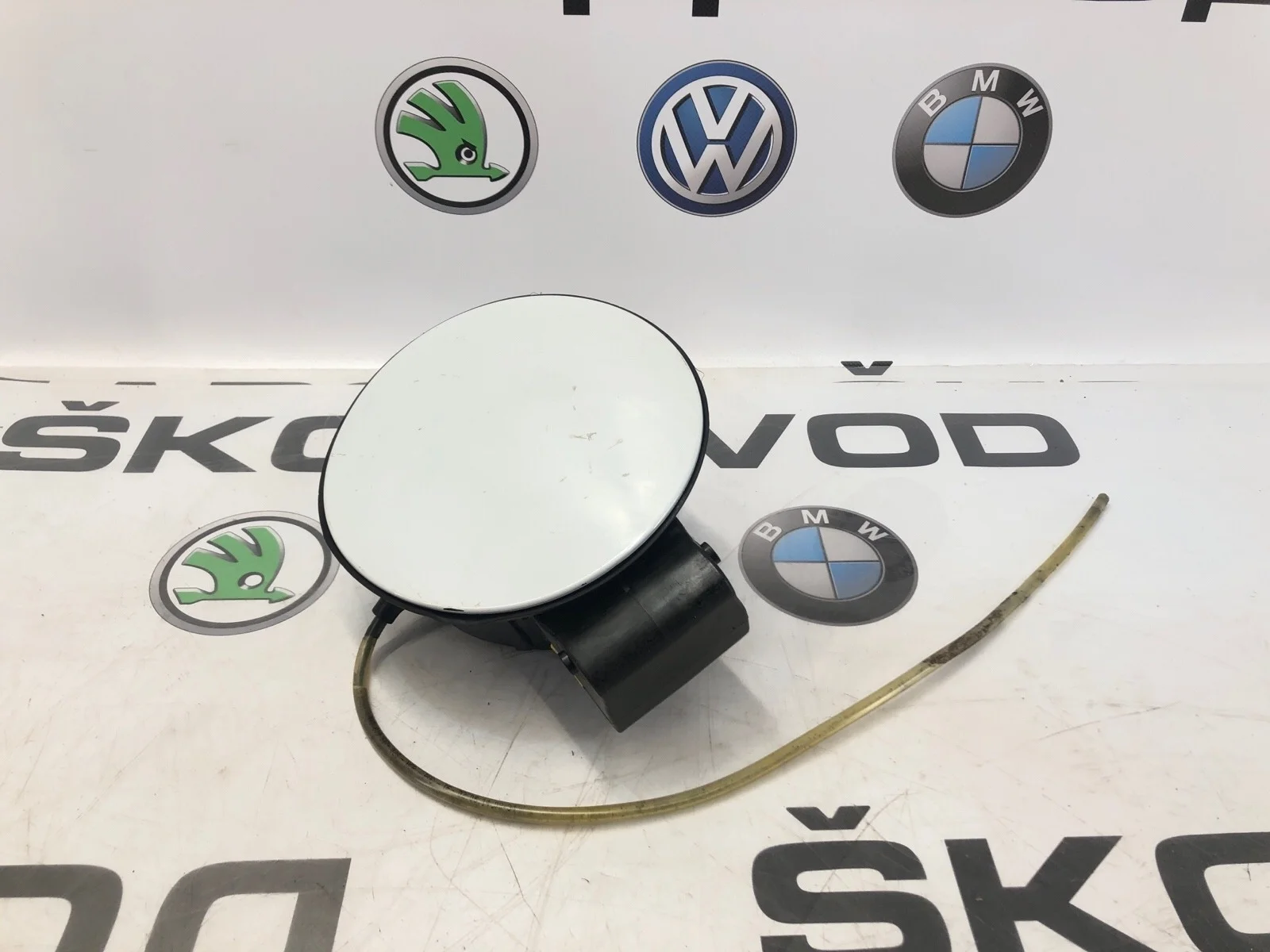 Лючок бензобака Skoda Yeti 2014 5L6809857GRU 5L 2.0 CFHC