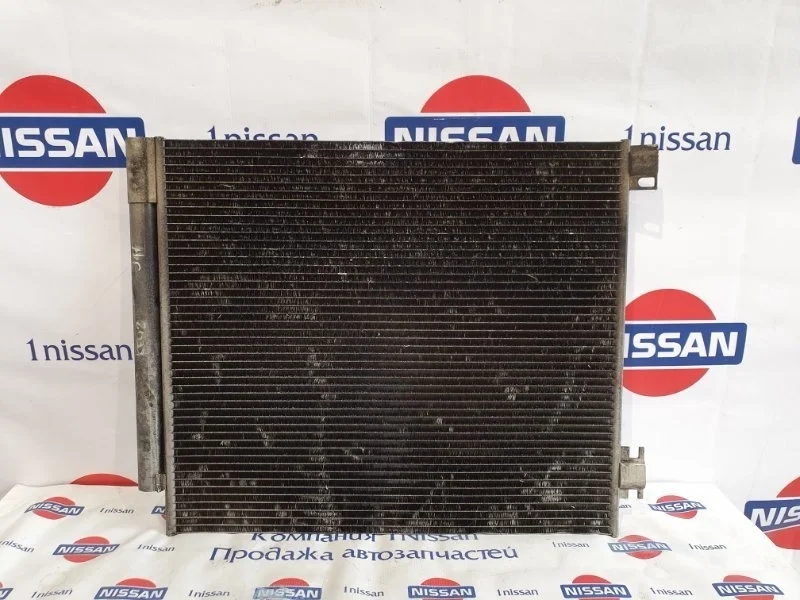 Радиатор кондиционера Nissan Qashqai 2015 9211000Q0A J11 HRA2, передний