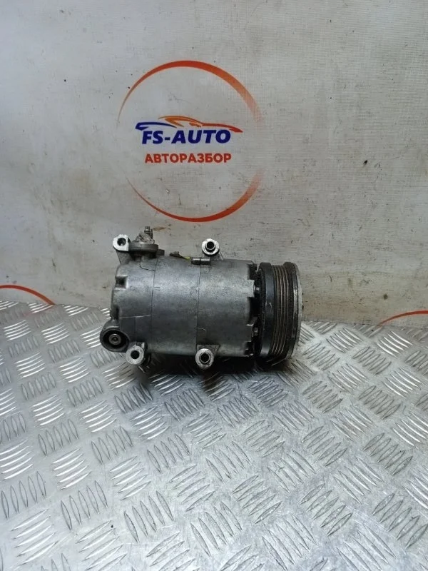 Компрессор кондиционера Ford Focus 3 2011 Хетчбэк