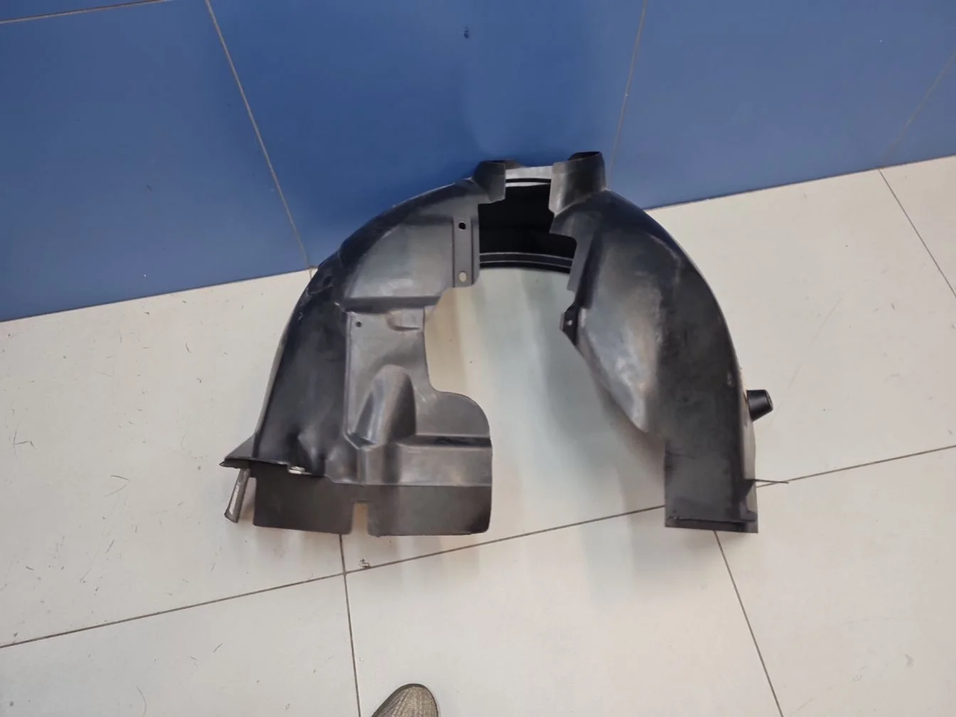 Локер правый передний для Ford Focus 3 2011-2019