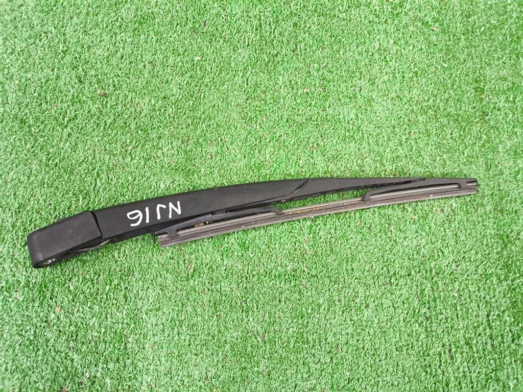 Б.у. поводок дворника NISSAN QASHQAI J10 NISSAN QASHQAI J10