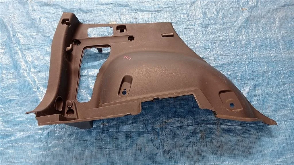 Б.у. обшивка багажника TOYOTA RAV4 ACA30 TOYOTA RAV4 ACA30