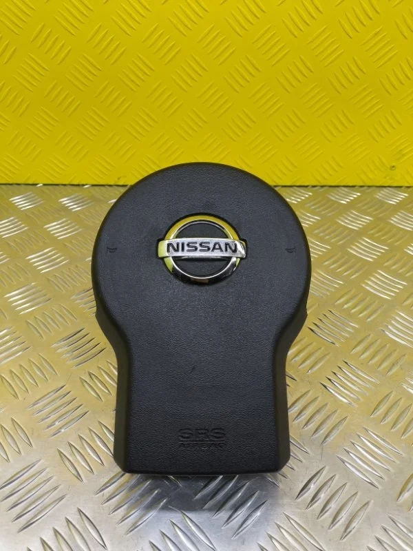 Подушка безопасности водителя Nissan Pathfinder (R51M) 2004-2013 2010 Внедорожник