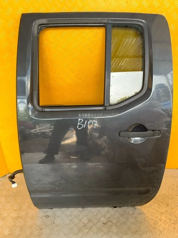 Дверь задняя левая Nissan Navara (D40) 2004-2015 2008 Пикап