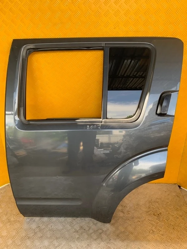 Стекло двери задней левой Nissan Pathfinder (R51M) 2004-2013 2010