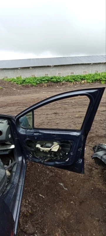 Стеклоподъемник эл. передний правый Peugeot 308