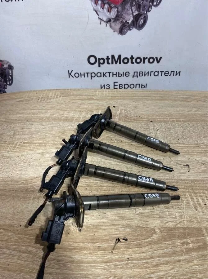 форсунка топливная Volkswagen Golf  дизель 2009