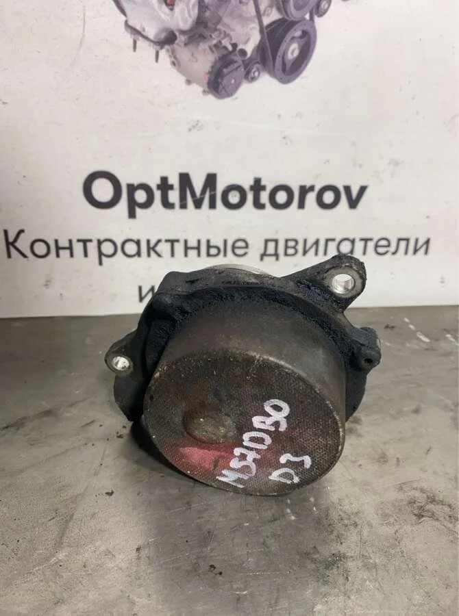 вакуумный насос BMW 3 серия  дизель 2007