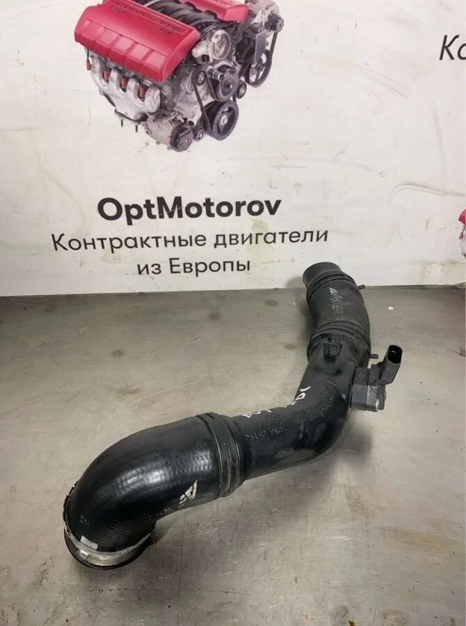 патрубок интеркулера Ford Galaxy  дизель 2005