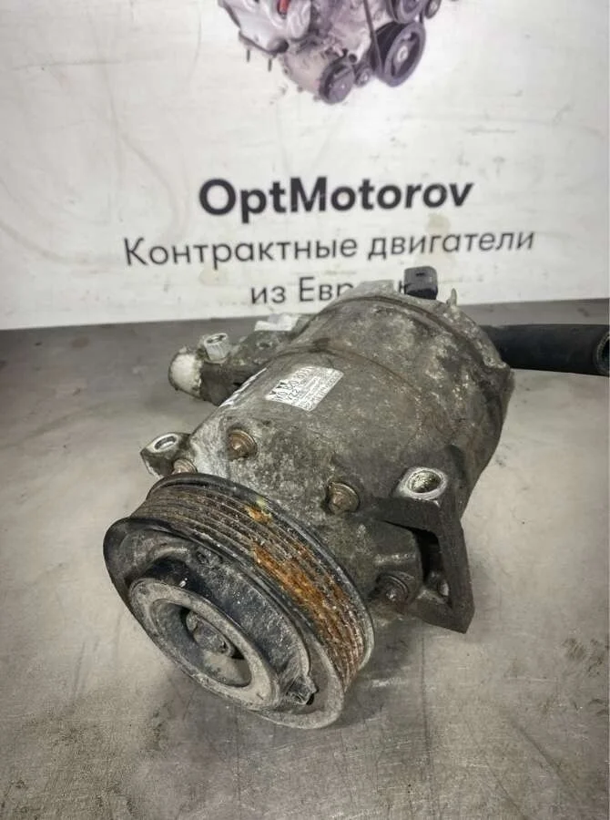 компрессор кондиционера Audi A6  бензин 2006