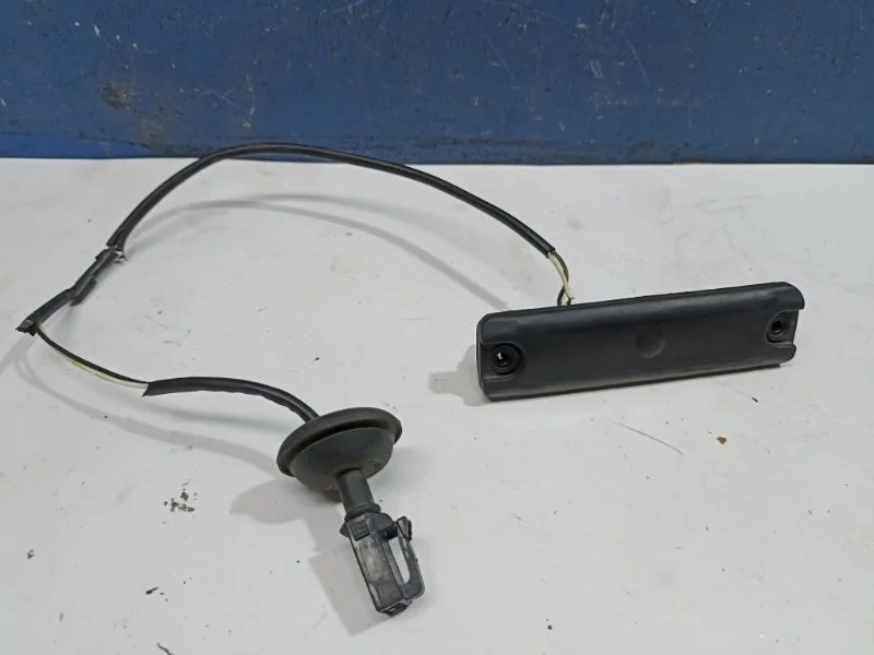 Кнопка открывания багажника наружная Kia Ceed 2012 812601D000 ED 1.6 G4FC