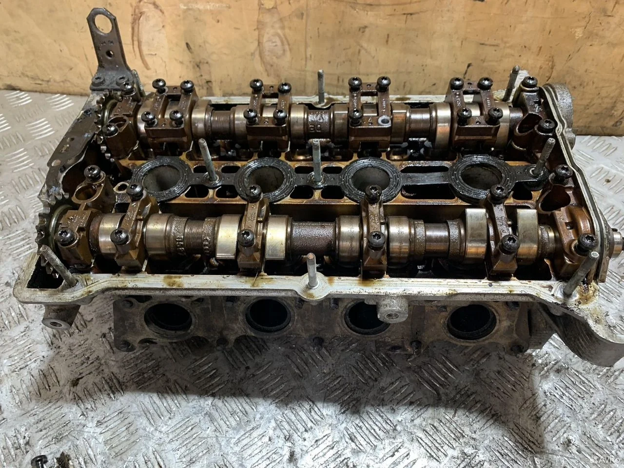 Головка блока цилиндров 1.8 ауди а4 amb