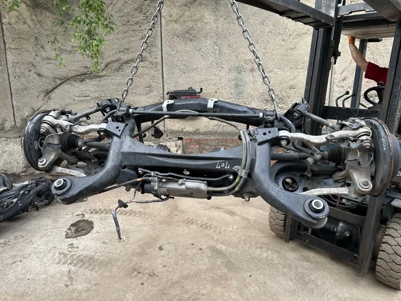 Подрамник Lexus GS250 2012-2015