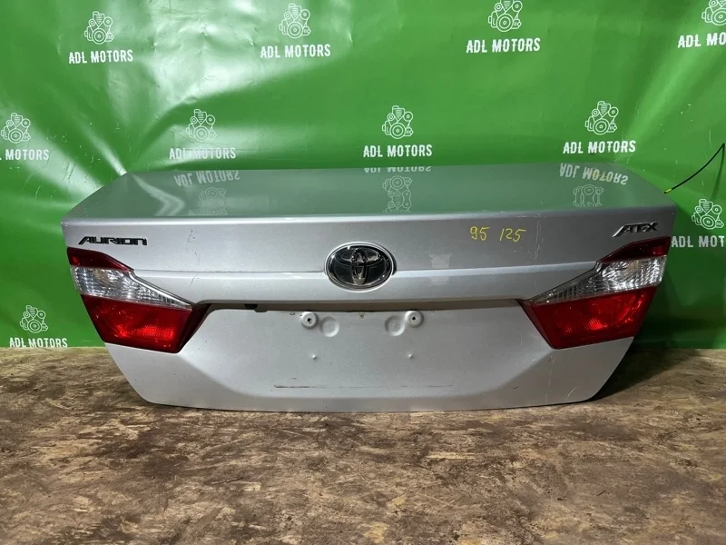 Крышка багажника Toyota Camry 2012-2017 50 55
