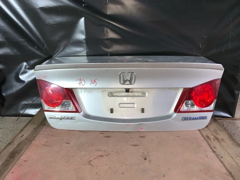 Крышка багажника Honda Civic 8 2006-2011 4D