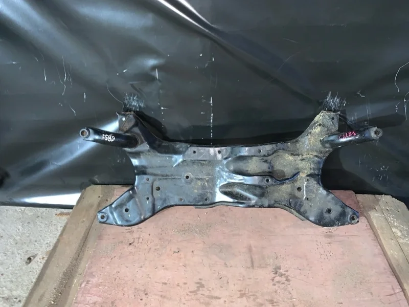Подрамник Mitsubishi Outlander XL 2009-2012