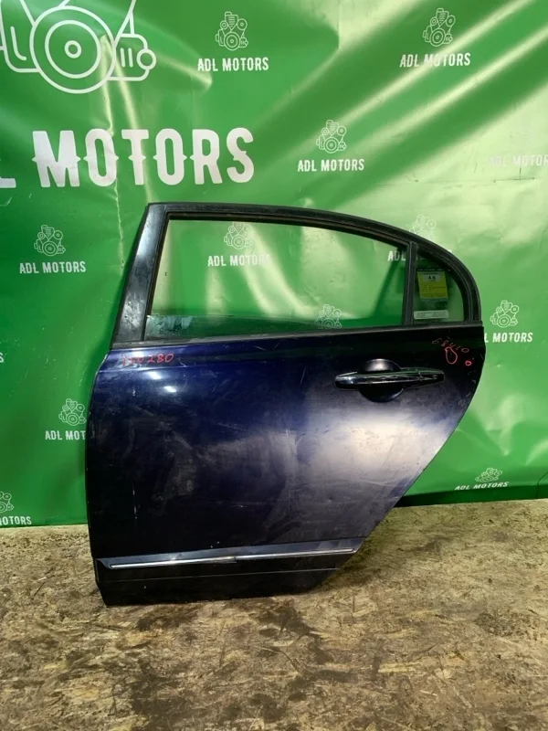 Дверь Honda Civic 8 2006-2011 4D