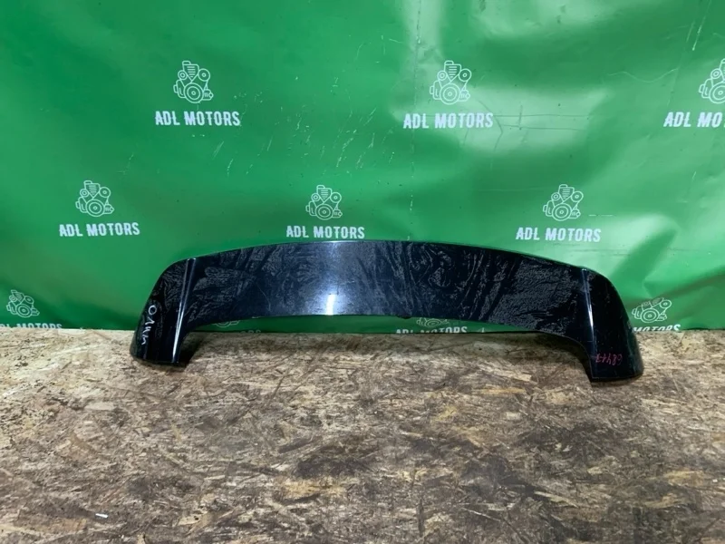 Спойлер багажника Toyota RAV4 2013-2018 40