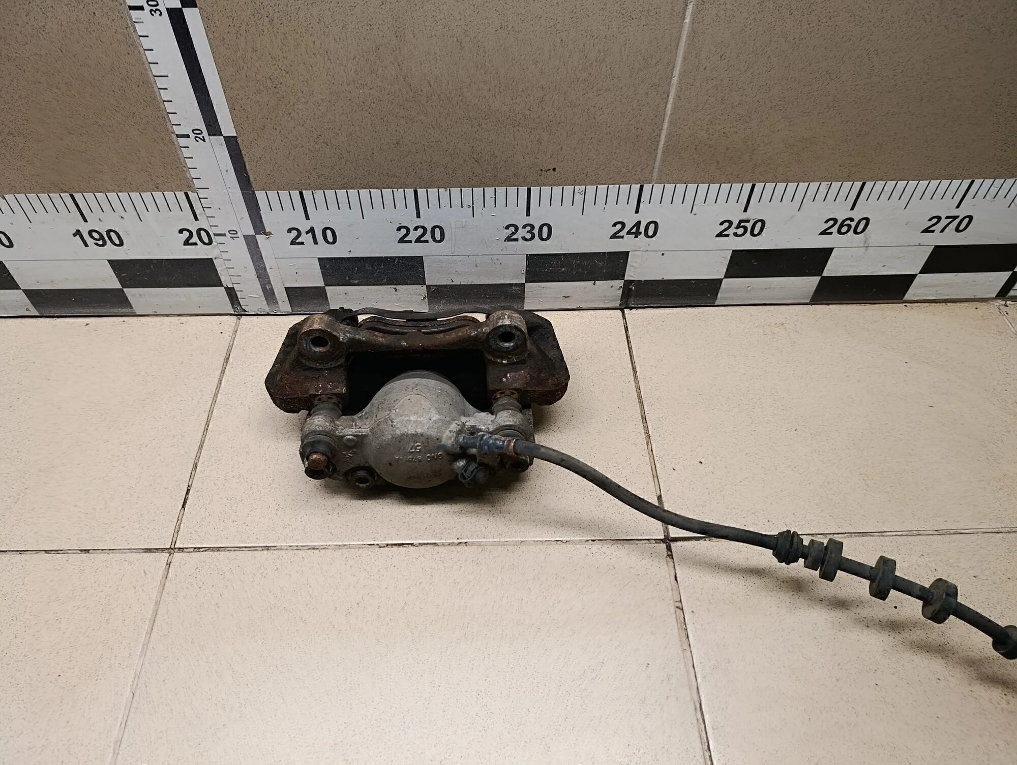 Суппорт передний правый A5/S5 [8T] Coupe/Sportback 2008-2016