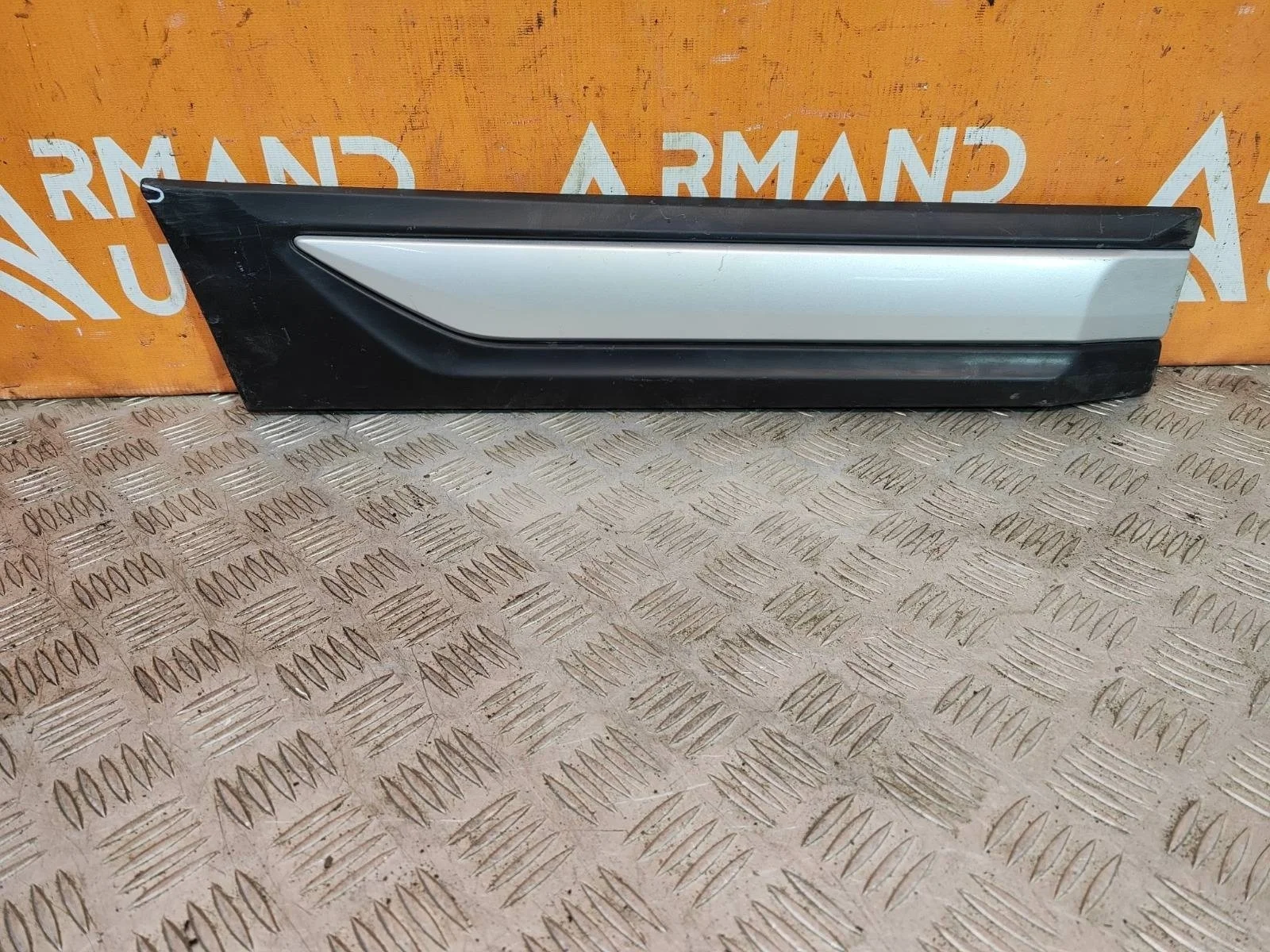 Молдинг двери Mitsubishi Outlander 2015-нв 3