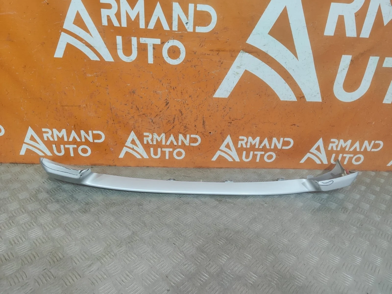 Накладка бампера Mitsubishi Outlander 2014-2015 3