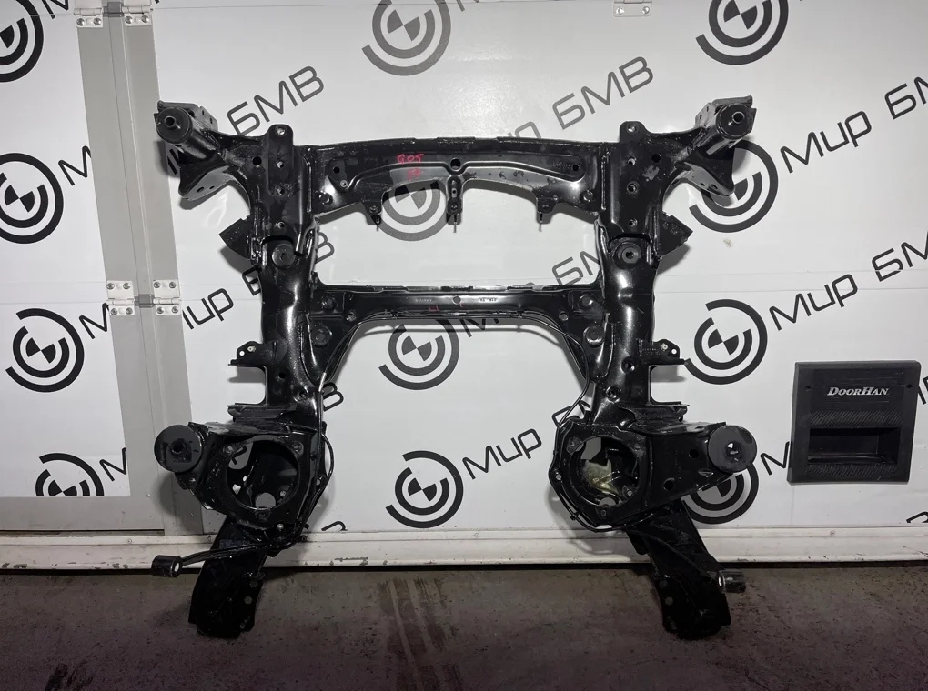 Подрамник BMW X5 xDrive45e 2020 G05