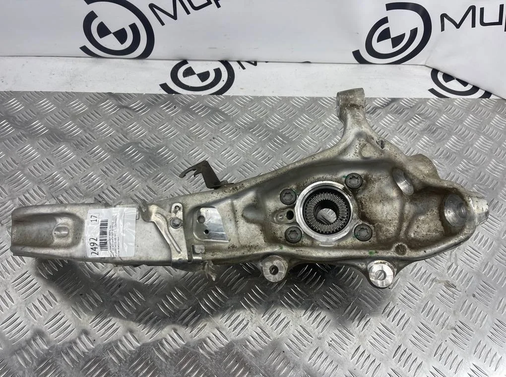 Кулак поворотный BMW X5 xDrive45e 2020 G05
