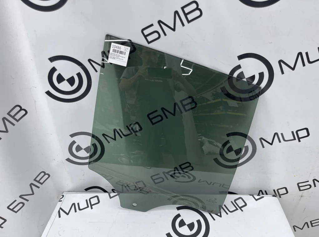 Стекло двери BMW X3 xDrive20d 2021 G01