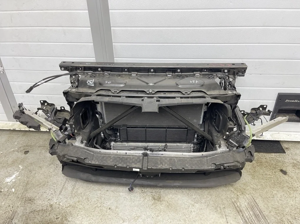 Передняя панель в сборе BMW X6 xDrive30d 2022 G06