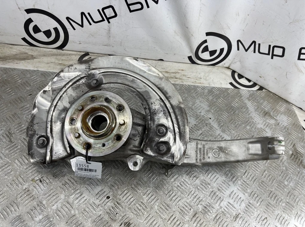 Кулак поворотный BMW X5 F95