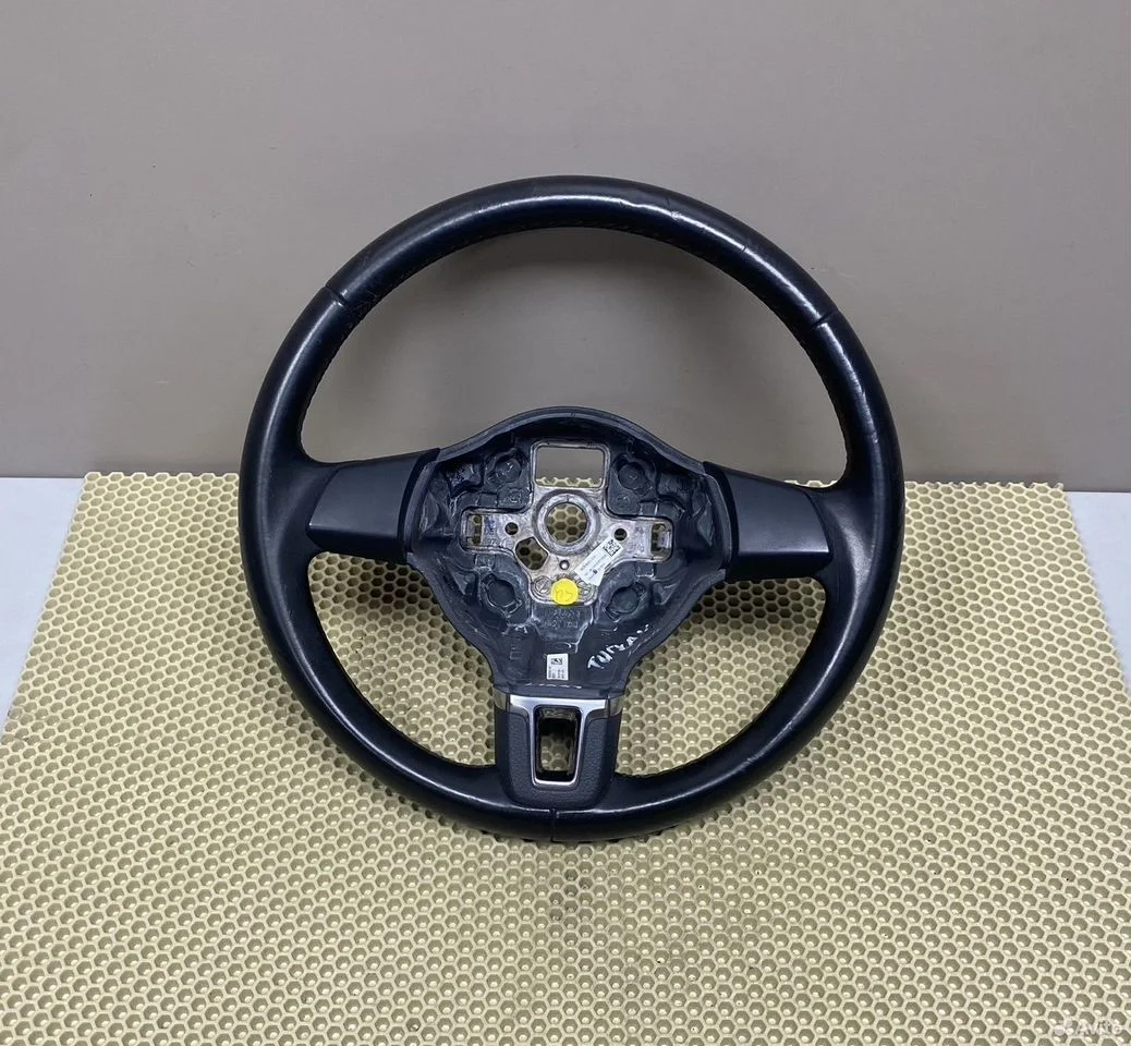 Руль кожа vw tiguan 5n 1 5k0419091j