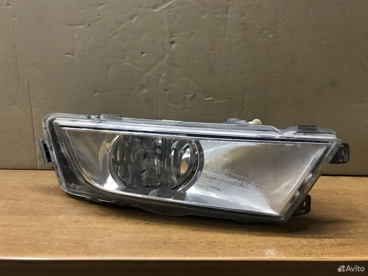 Фара противотуманная правая skoda octavia a7