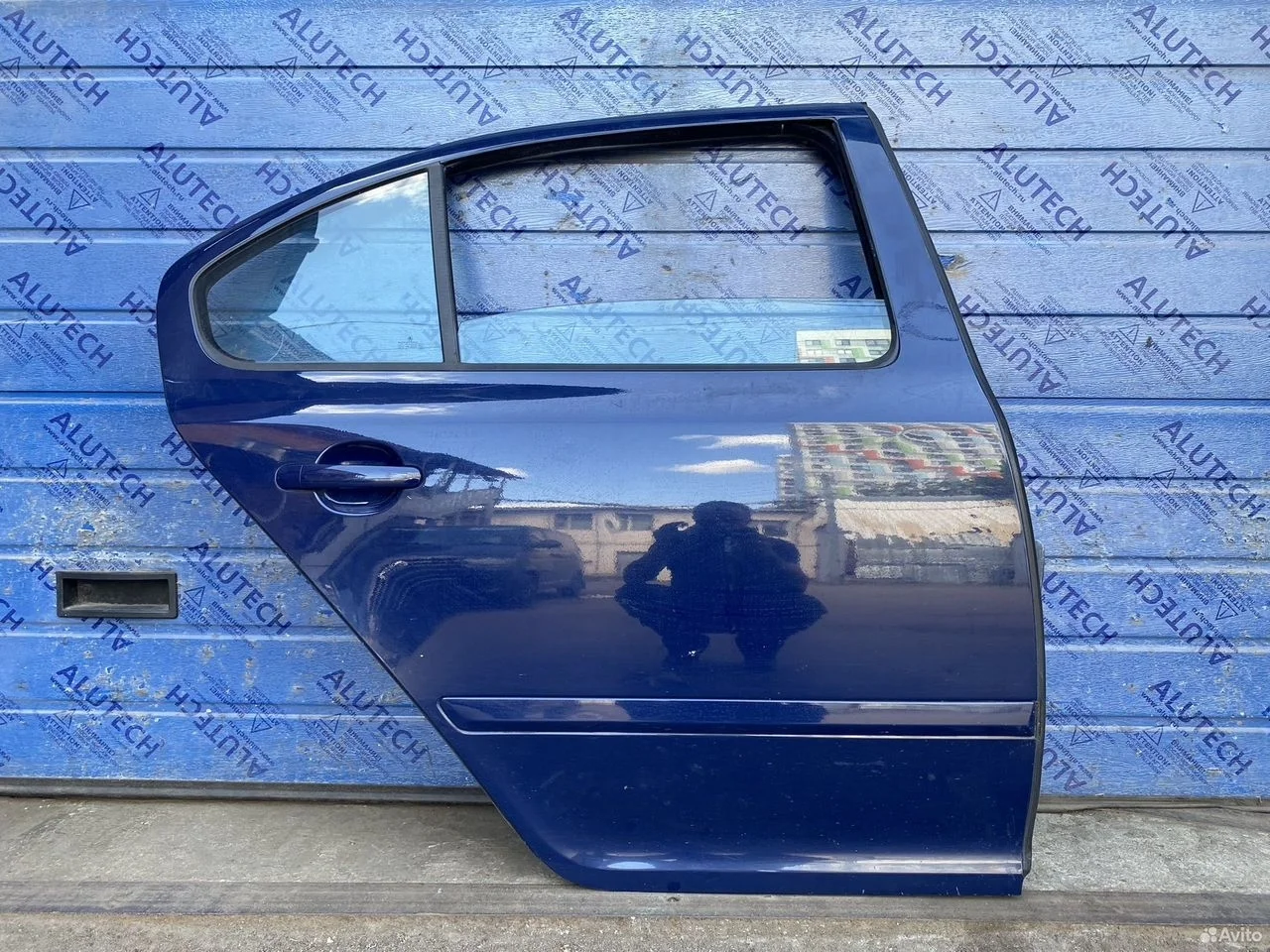 Дверь задняя правая skoda octavia a5