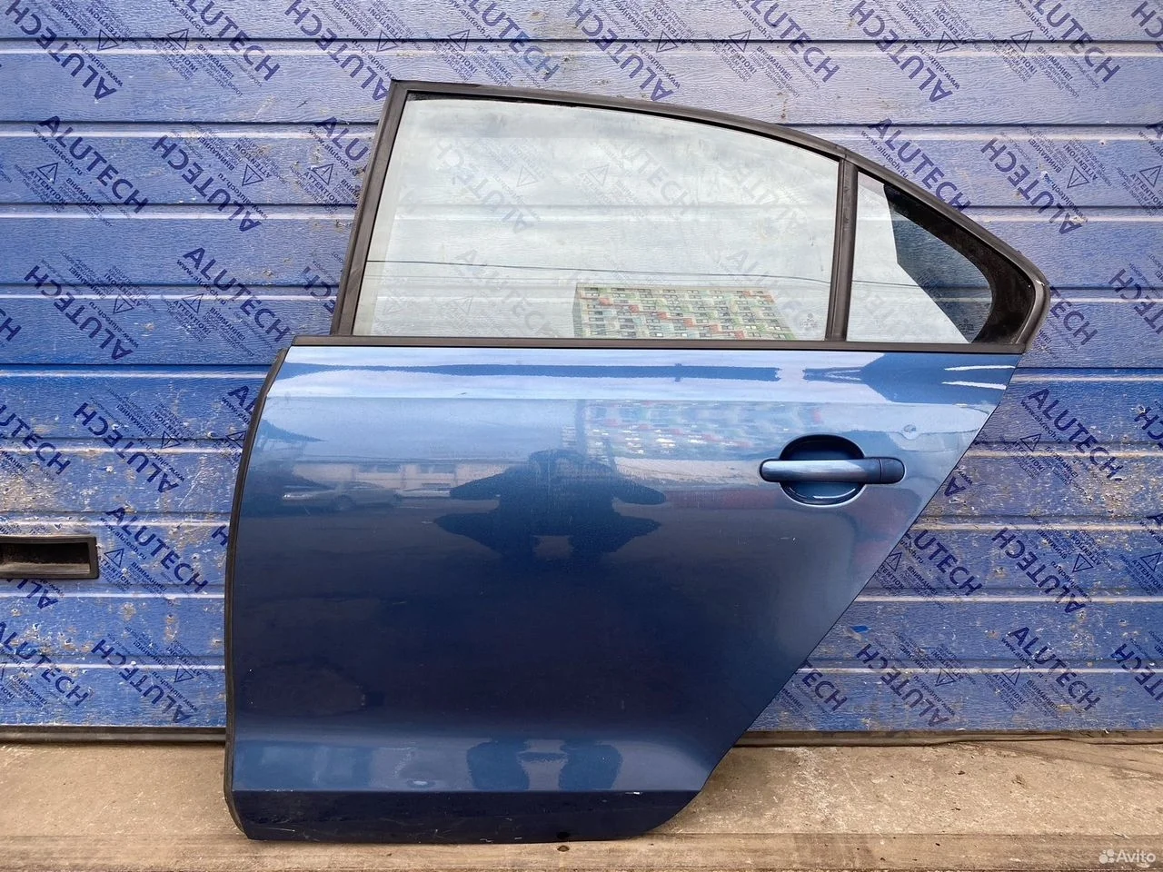 Дверь задняя левая volkswagen jetta 6