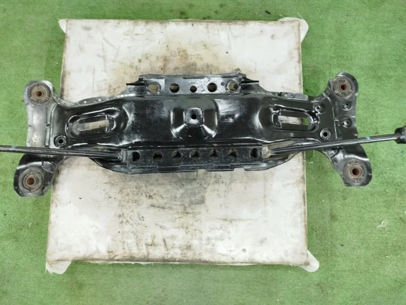 Подрамник Toyota Camry 2001-2006 3759091122 ACV30 2AZ-FE, задний