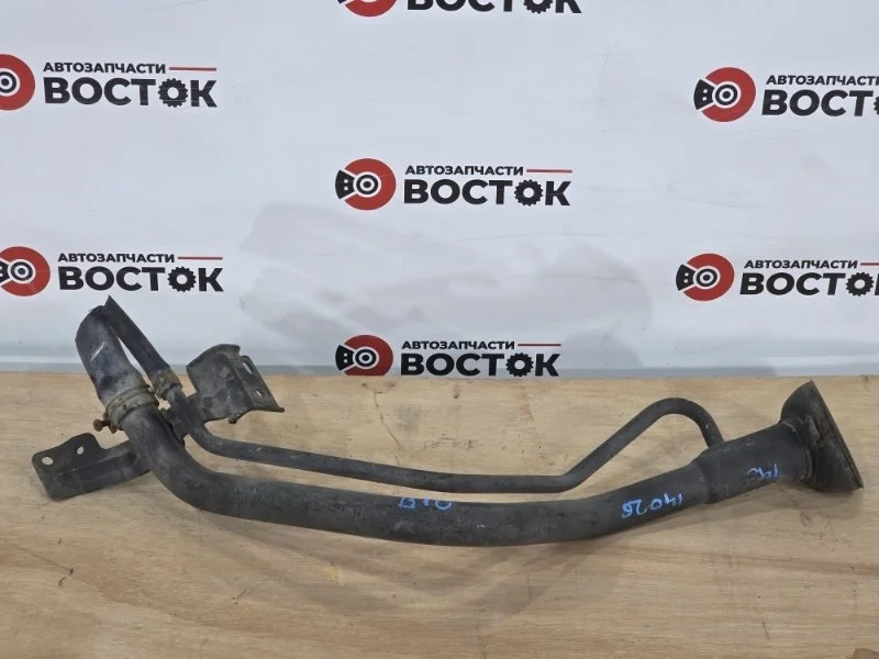 Горловина топливного бака Nissan Almera Classic 2006-2012 1722195F0A B10 QG16DE