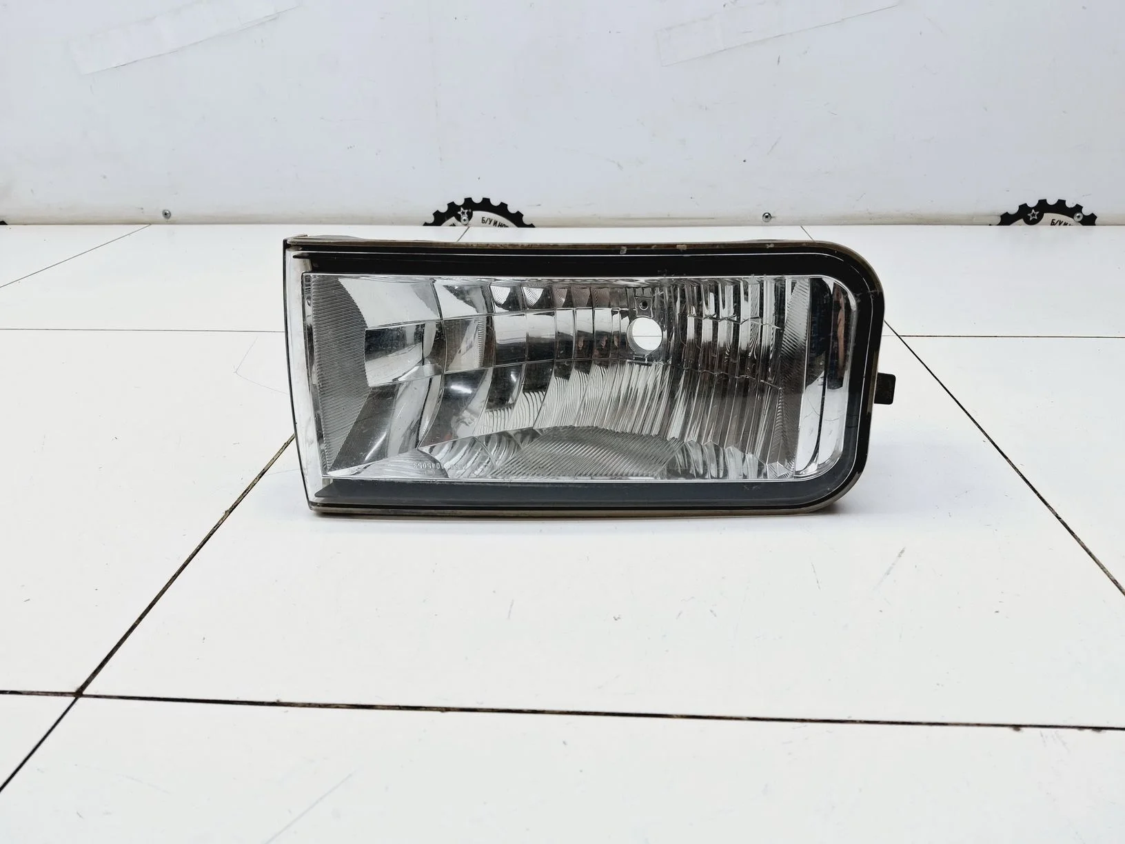 фара противотуманная Toyota Land Cruiser 200 2008-2021
