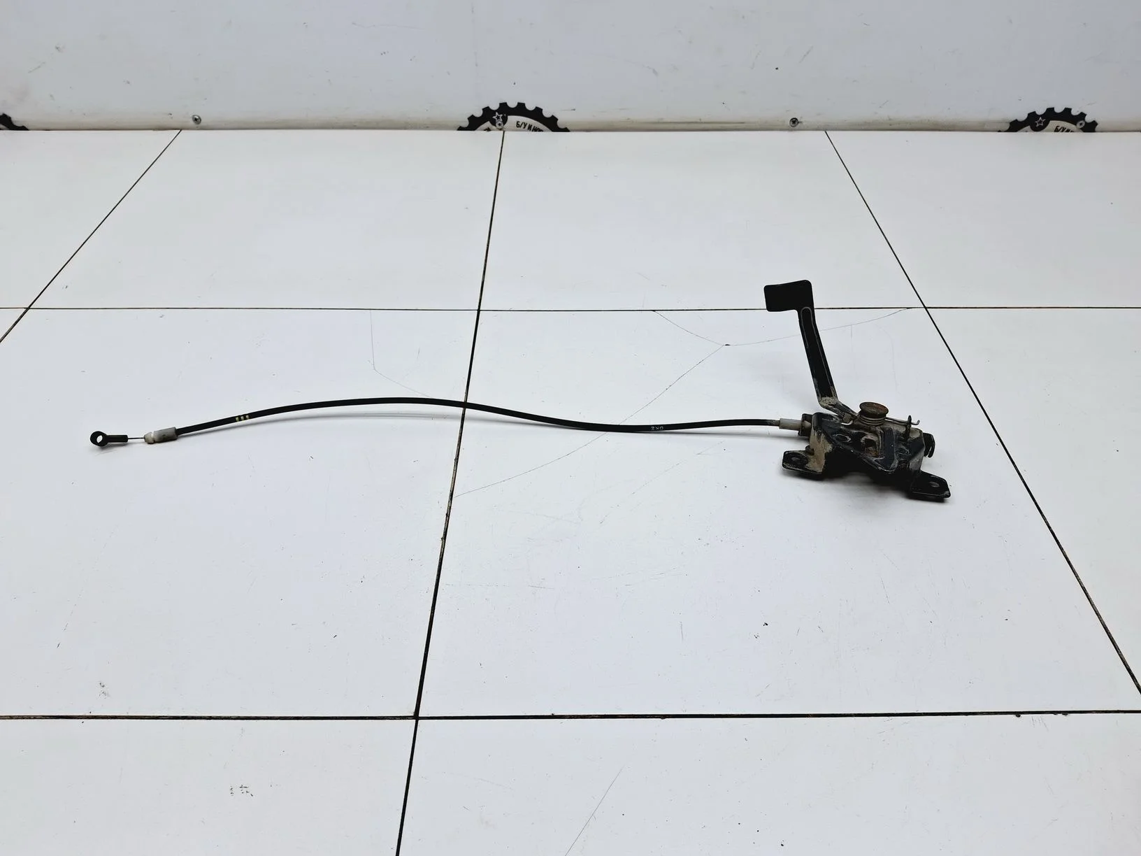 замок капота Hyundai Tucson (JM) 2004-2009