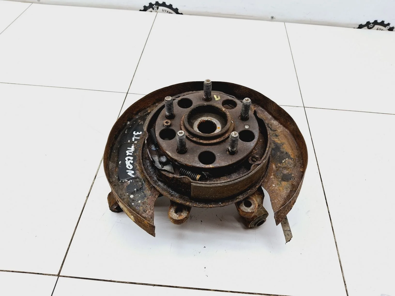 кулак поворотный Hyundai Tucson (JM) 2004-2009