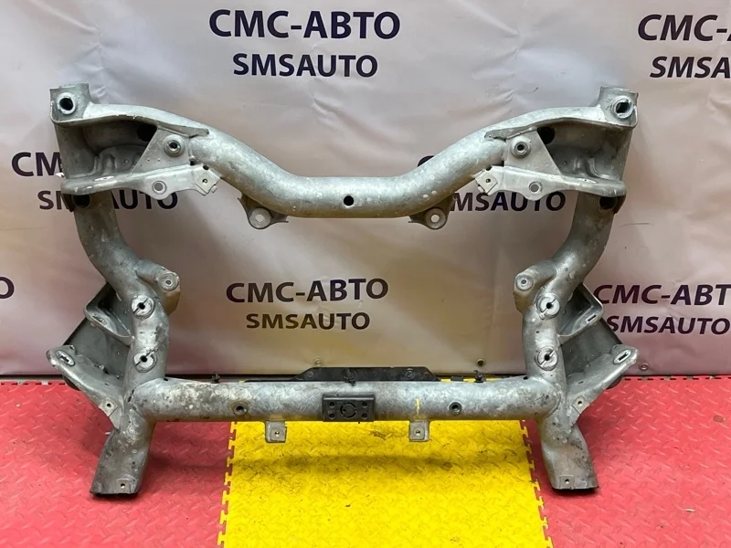 Подрамник Mercedes-Benz E-Class A2046280657 C207 274.920, передний