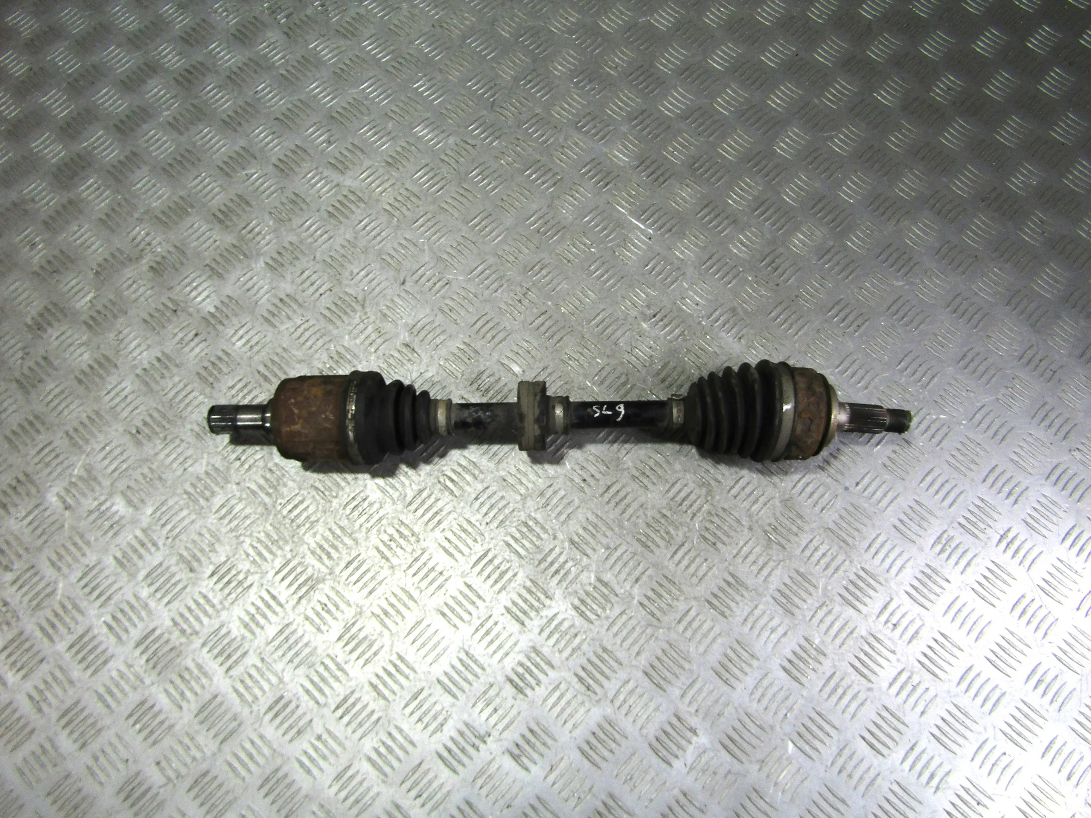 Полуось передняя левая (Привод) HONDA Civic 5D 20