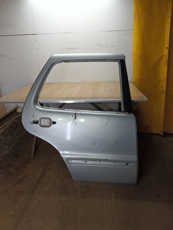 Дверь Mercedes ML W163